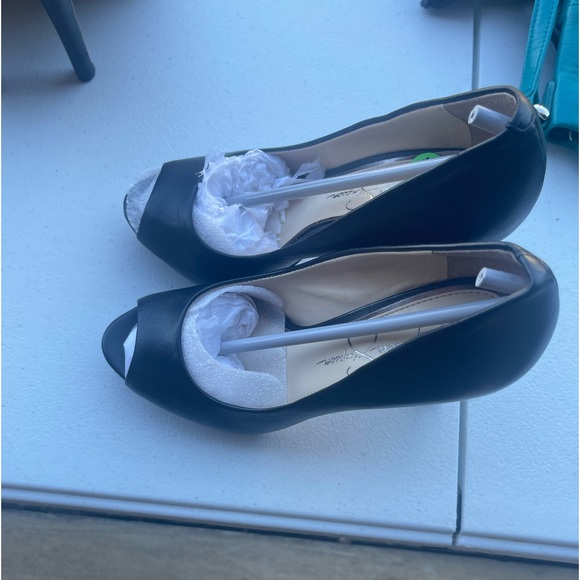 Jessica Simpson pumps - Picture 2 of 2